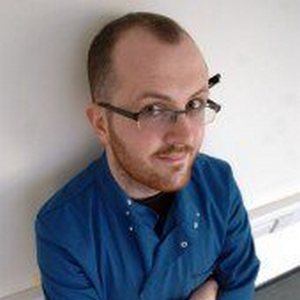 Д-р Дийн Бърнет