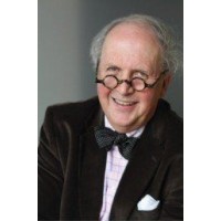 Alexander McCall Smith