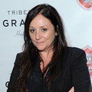 Кели Кътроун, Мередит Брайън