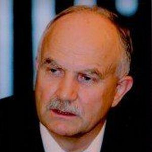 Associate professor Nikola Filchev