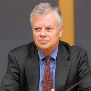 Стивън Кинзър