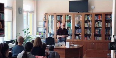 Solomon Passy and Rosen Lyutskanov at a meeting with readers at the Sofia Mathematics High School