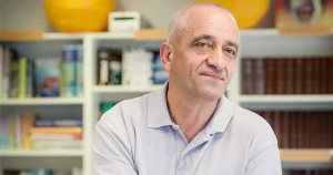 What does it mean to be awake today? A conversation with Lyuben Kozarev